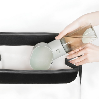 Bau & Miao™ Travel Feeder – Biberon portatile per animali